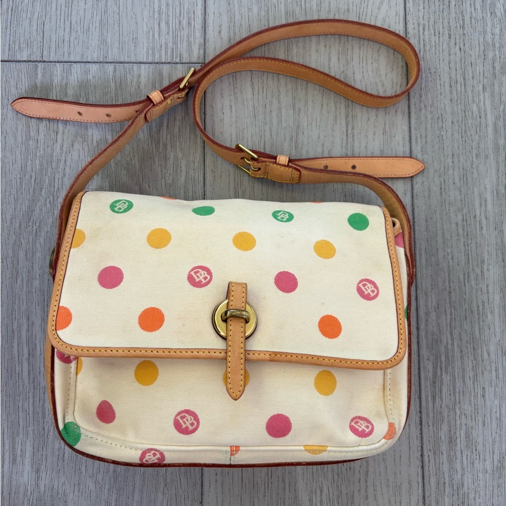 Dooney & Bourke Darling Shoulder bag - rare vintage GUC.